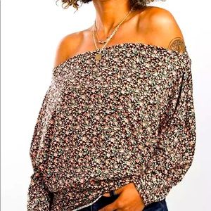 Off the shoulder top new with tags